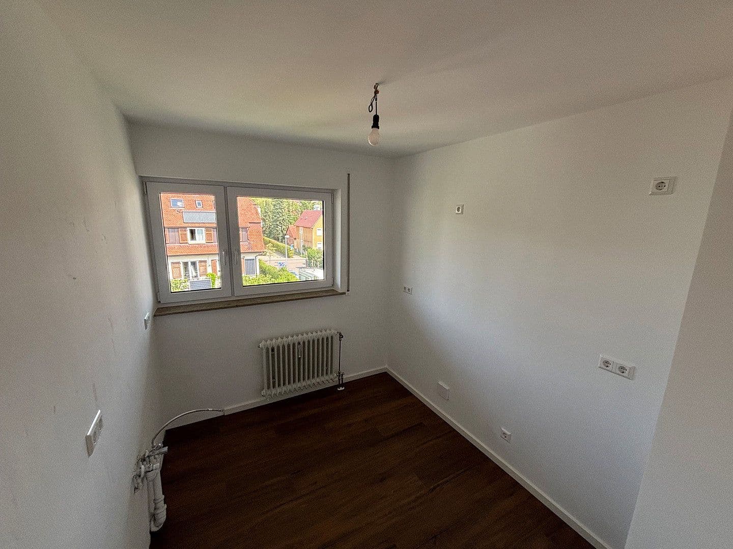 Prenájom bytu 3-izbový 89 m², Korntal-Münchingen, Bádensko-Wurttembersko Prenájom bytu 3-izbový 89 m², Korntal-Münchingen, Bádensko-Wurttembersko