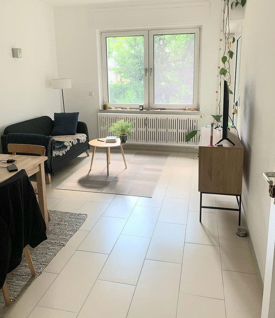 Prenájom bytu 3-izbový 65 m², Prinzenstr. 65, Duisburg, Severné Porýnie - Westfálsko Prenájom bytu 3-izbový 65 m², Prinzenstr. 65, Duisburg, Severné Porýnie - Westfálsko