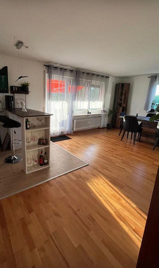 Prenájom bytu 2-izbový 92 m², Lindenweg 11, Leinfelden-Echterdingen, Bádensko-Wurttembersko Prenájom bytu 2-izbový 92 m², Lindenweg 11, Leinfelden-Echterdingen, Bádensko-Wurttembersko