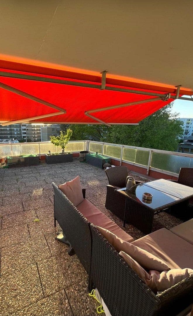 Prenájom bytu 2-izbový 92 m², Lindenweg 11, Leinfelden-Echterdingen, Bádensko-Wurttembersko Prenájom bytu 2-izbový 92 m², Lindenweg 11, Leinfelden-Echterdingen, Bádensko-Wurttembersko