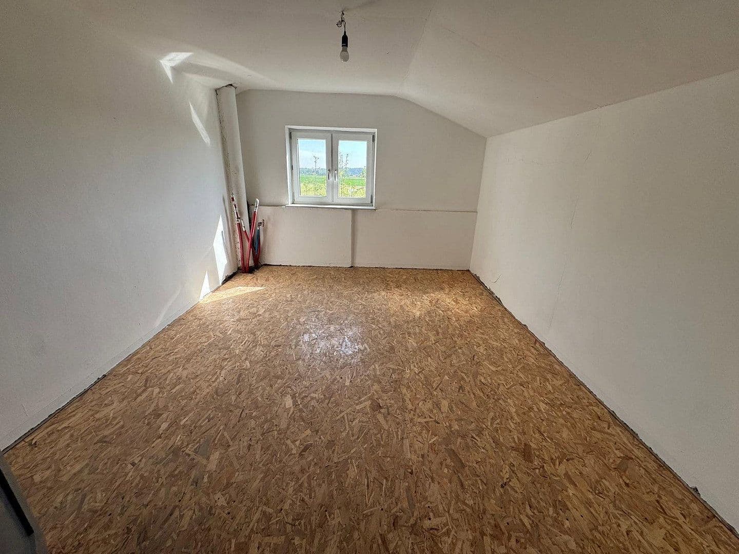 Predaj domu 205 m², pozemok 1.081 m², Bahnweg 5, Grafing/Bahnhof, Bavorsko Predaj domu 205 m², pozemok 1.081 m², Bahnweg 5, Grafing/Bahnhof, Bavorsko