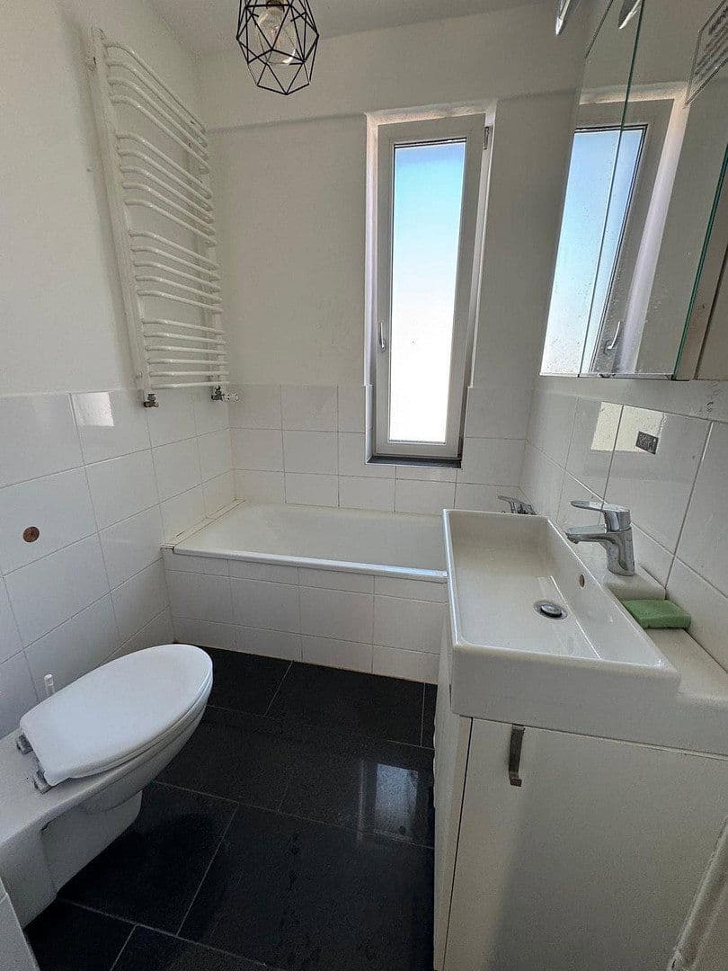 Predaj domu 205 m², pozemok 1.081 m², Bahnweg 5, Grafing/Bahnhof, Bavorsko Predaj domu 205 m², pozemok 1.081 m², Bahnweg 5, Grafing/Bahnhof, Bavorsko