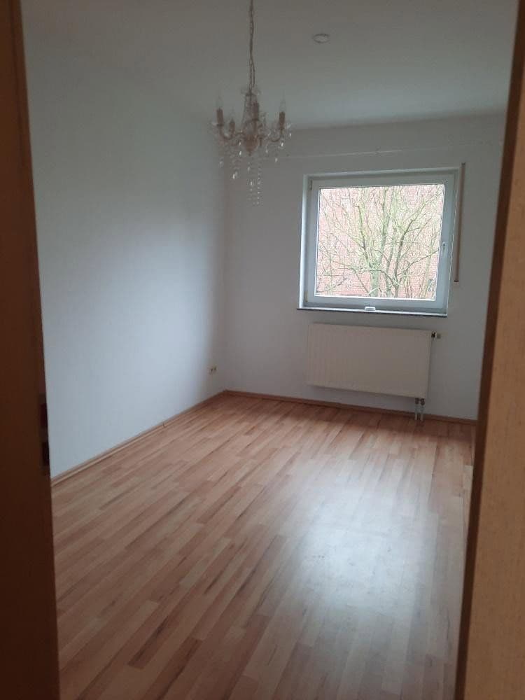 Prenájom bytu 4-izbový 120 m², Bergheim, Severné Porýnie - Westfálsko Prenájom bytu 4-izbový 120 m², Bergheim, Severné Porýnie - Westfálsko