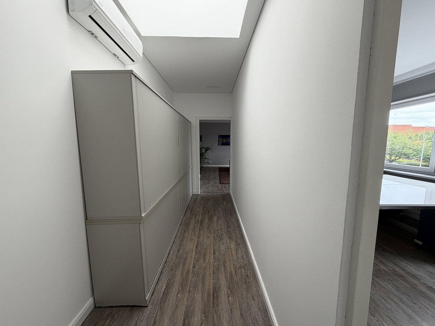 Prenájom kancelárie 125 m², Auf dem Baggersand, Travemünde, Šlezvicko-Holštajnsko Prenájom kancelárie 125 m², Auf dem Baggersand, Travemünde, Šlezvicko-Holštajnsko