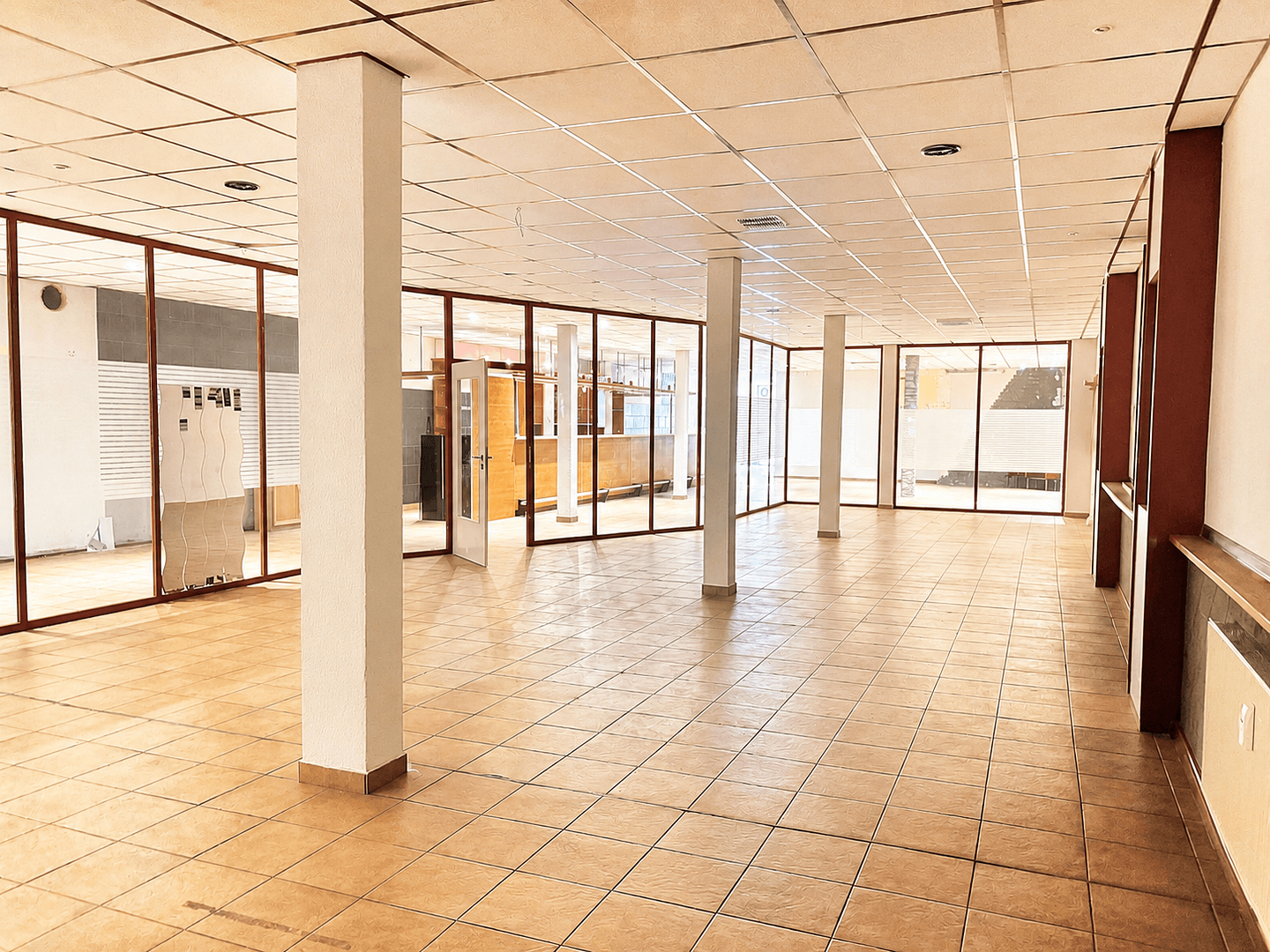 Predaj domu 483 m², pozemok 1.664 m², Lamspringe, Dolné Sasko Predaj domu 483 m², pozemok 1.664 m², Lamspringe, Dolné Sasko