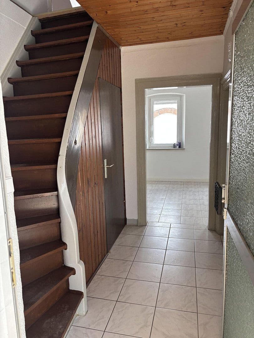 Prenájom domu 95 m², pozemok 157 m², Untere Bahnhofstraße 4, Worms, Porýnie-Falcko Prenájom domu 95 m², pozemok 157 m², Untere Bahnhofstraße 4, Worms, Porýnie-Falcko