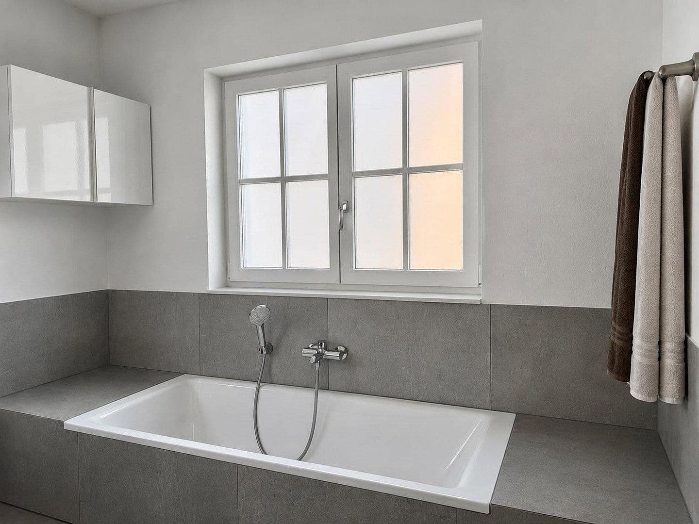 Predaj domu 262 m², pozemok 540 m², Hofheim am Taunus, Hesensko Predaj domu 262 m², pozemok 540 m², Hofheim am Taunus, Hesensko