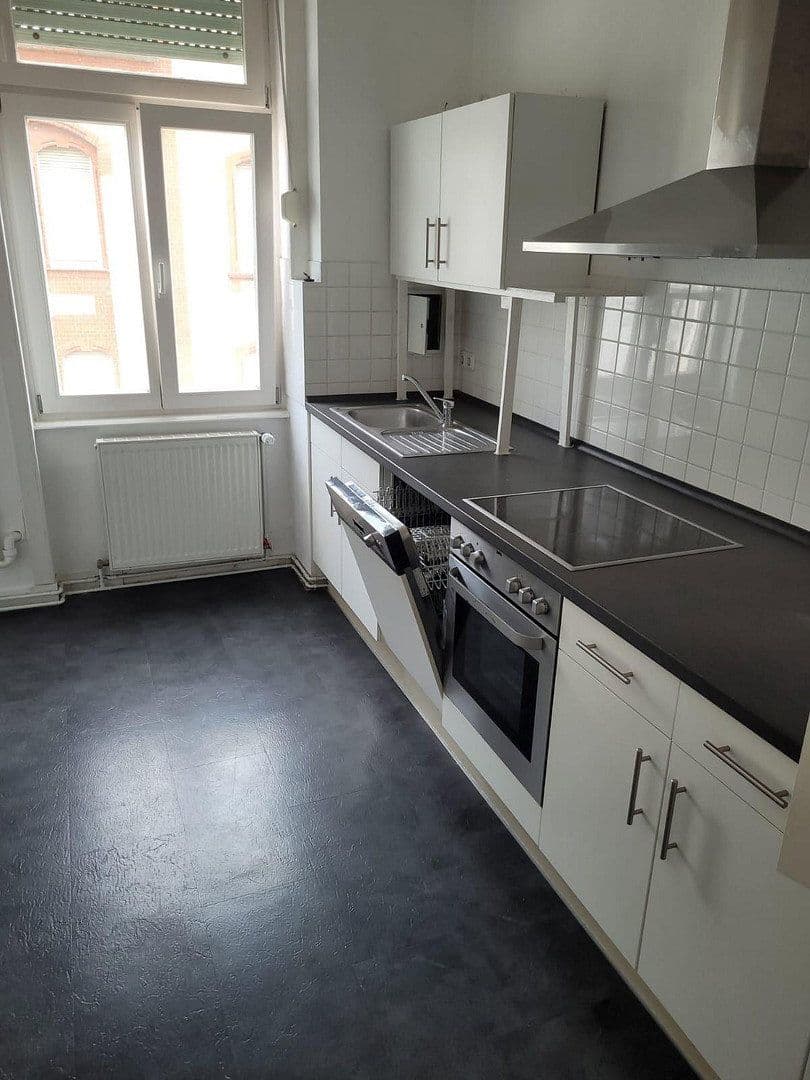 Prenájom bytu 2-izbový 60 m², Straße der Republik 47, Wiesbaden, Hesensko Prenájom bytu 2-izbový 60 m², Straße der Republik 47, Wiesbaden, Hesensko