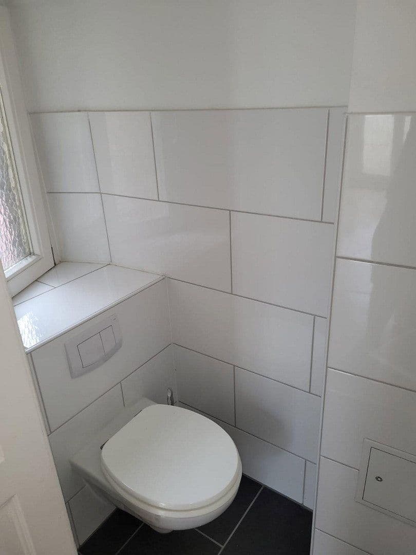 Prenájom bytu 2-izbový 60 m², Straße der Republik 47, Wiesbaden, Hesensko Prenájom bytu 2-izbový 60 m², Straße der Republik 47, Wiesbaden, Hesensko