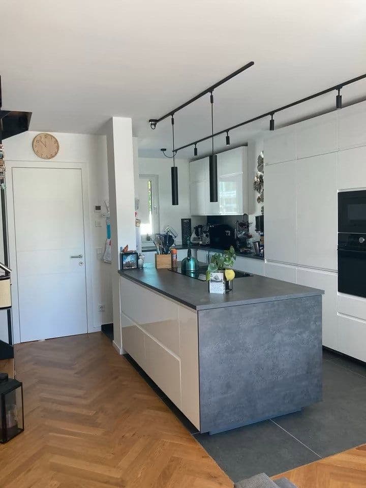 Predaj domu 138 m², pozemok 155 m², Schwabmünchen, Bavorsko Predaj domu 138 m², pozemok 155 m², Schwabmünchen, Bavorsko