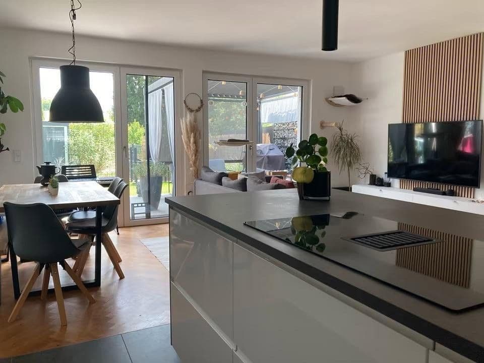 Predaj domu 138 m², pozemok 155 m², Schwabmünchen, Bavorsko Predaj domu 138 m², pozemok 155 m², Schwabmünchen, Bavorsko