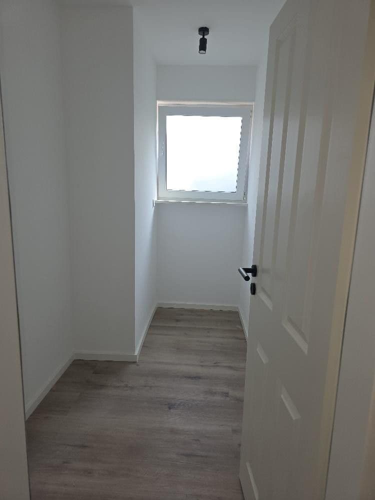 Prenájom bytu 4-izbový 133 m², Sulzbacher Str. 7a, Eschborn, Hesensko Prenájom bytu 4-izbový 133 m², Sulzbacher Str. 7a, Eschborn, Hesensko