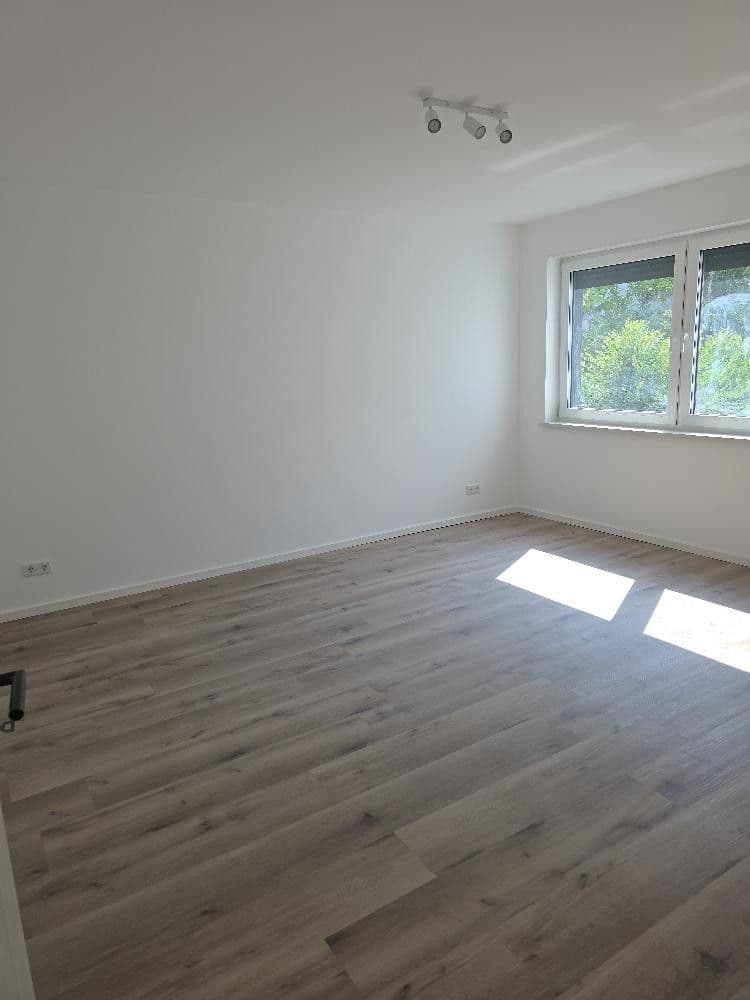 Prenájom bytu 4-izbový 133 m², Sulzbacher Str. 7a, Eschborn, Hesensko Prenájom bytu 4-izbový 133 m², Sulzbacher Str. 7a, Eschborn, Hesensko