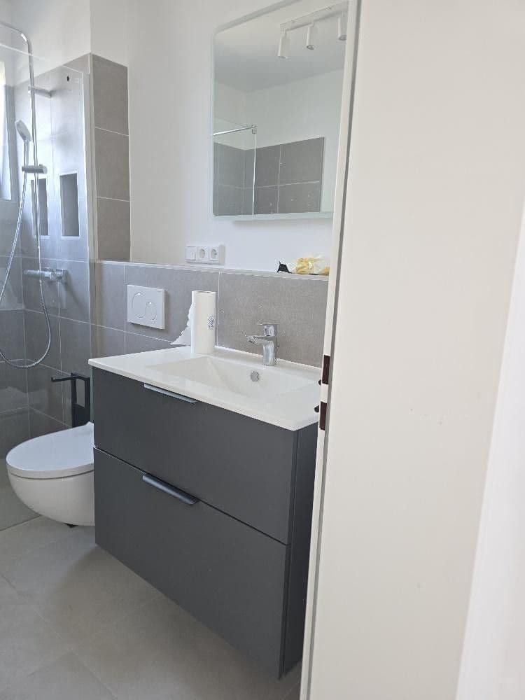 Prenájom bytu 4-izbový 133 m², Sulzbacher Str. 7a, Eschborn, Hesensko Prenájom bytu 4-izbový 133 m², Sulzbacher Str. 7a, Eschborn, Hesensko