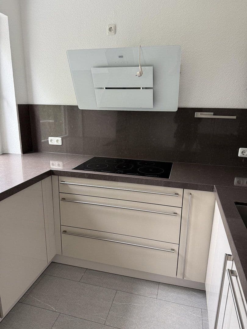 Prenájom bytu 2-izbový 56 m², Essen, Severné Porýnie - Westfálsko Prenájom bytu 2-izbový 56 m², Essen, Severné Porýnie - Westfálsko