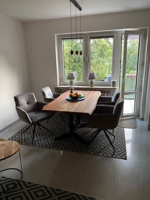 Prenájom bytu 2-izbový 56 m², Essen, Severné Porýnie - Westfálsko Prenájom bytu 2-izbový 56 m², Essen, Severné Porýnie - Westfálsko