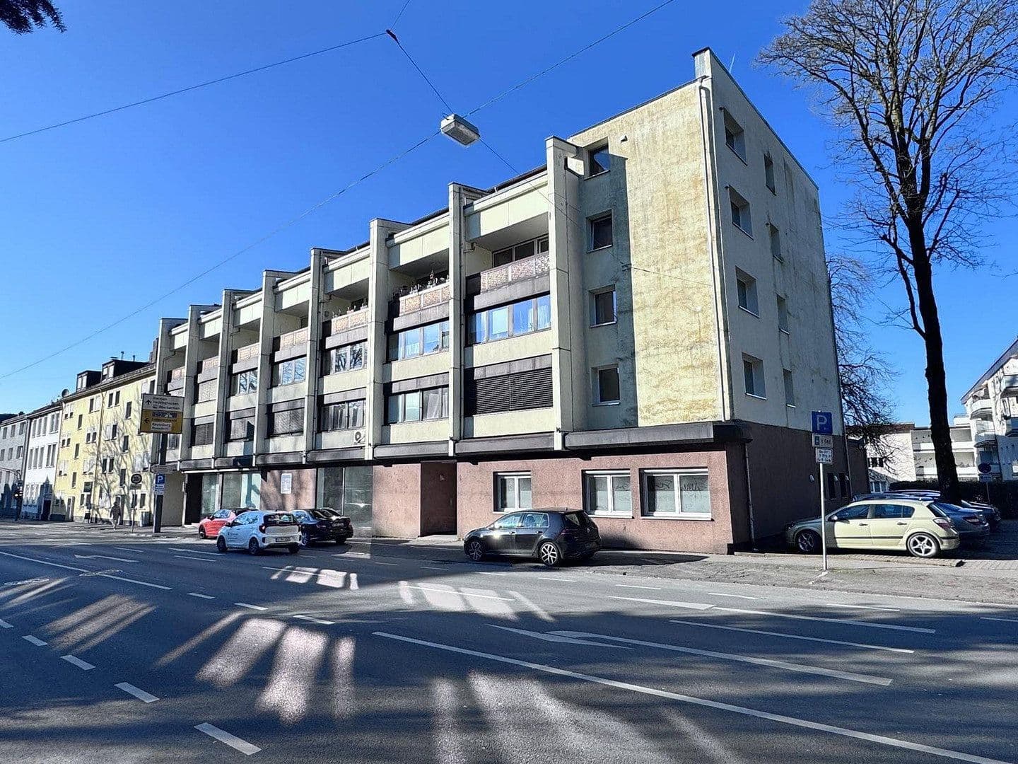 Prenájom bytu 4-izbový 106 m², Langerfelder Straße 115, Wuppertal, Severné Porýnie - Westfálsko Prenájom bytu 4-izbový 106 m², Langerfelder Straße 115, Wuppertal, Severné Porýnie - Westfálsko