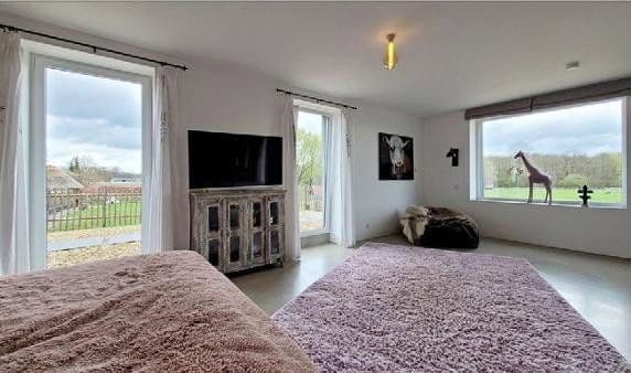 Predaj domu 703 m², pozemok 41.670 m², Niederkrüchten, Severné Porýnie - Westfálsko Predaj domu 703 m², pozemok 41.670 m², Niederkrüchten, Severné Porýnie - Westfálsko