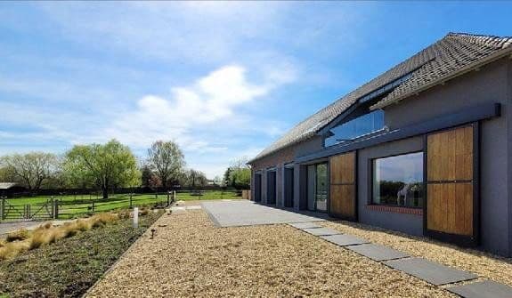 Predaj domu 703 m², pozemok 41.670 m², Niederkrüchten, Severné Porýnie - Westfálsko Predaj domu 703 m², pozemok 41.670 m², Niederkrüchten, Severné Porýnie - Westfálsko