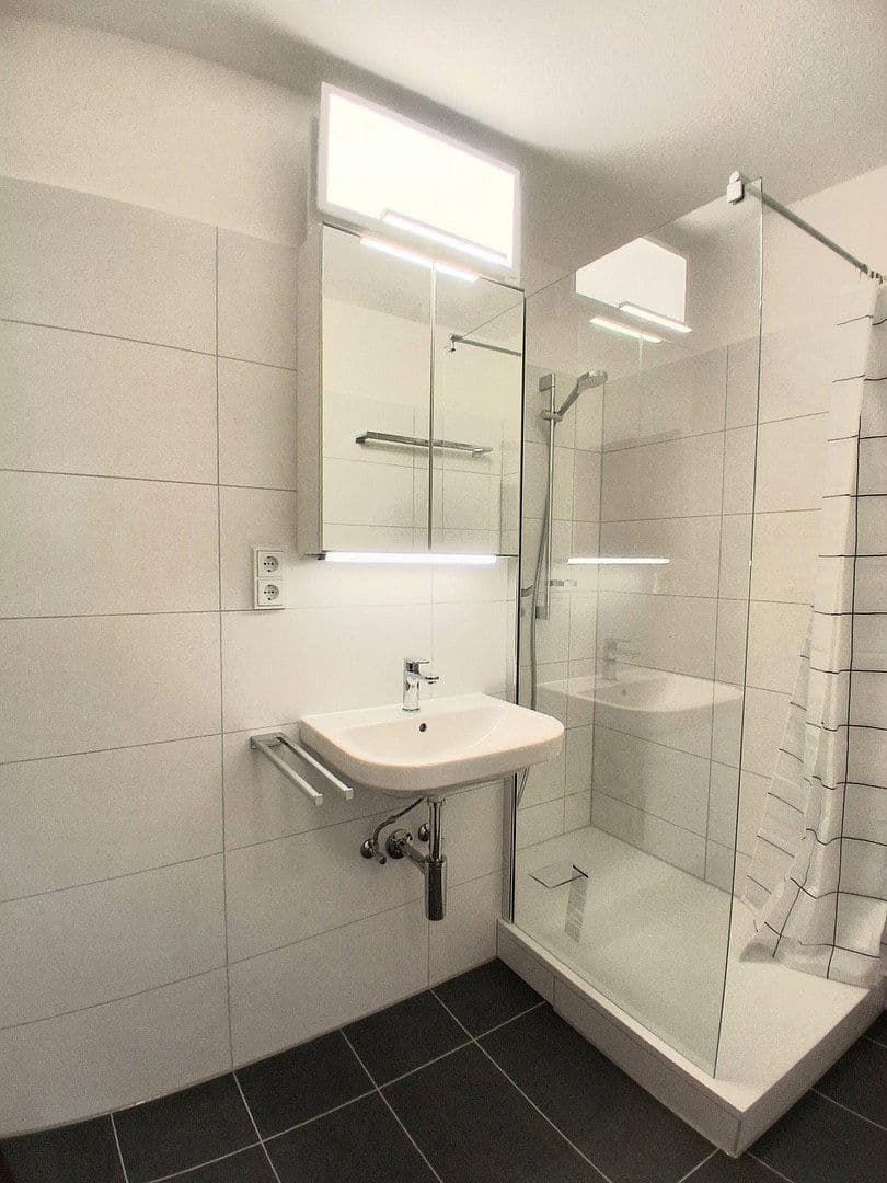 Prenájom bytu 3-izbový 71 m², Unterhaching München, Bavorsko Prenájom bytu 3-izbový 71 m², Unterhaching München, Bavorsko