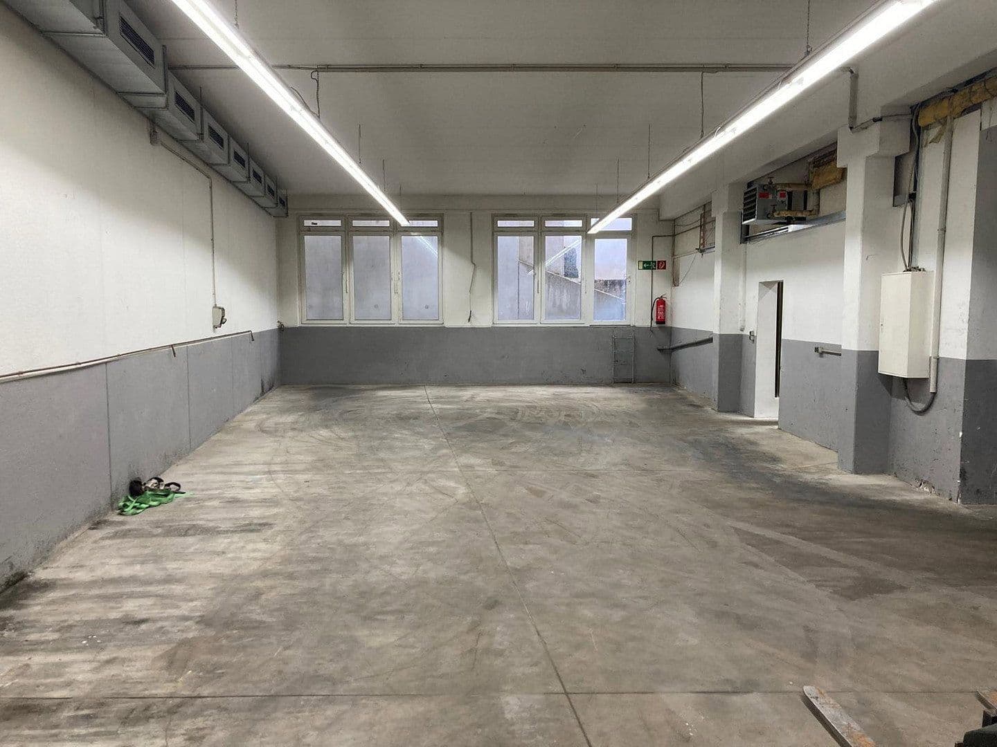 Prenájom nebytového priestoru 1.110 m², Siegen, Severné Porýnie - Westfálsko Prenájom nebytového priestoru 1.110 m², Siegen, Severné Porýnie - Westfálsko
