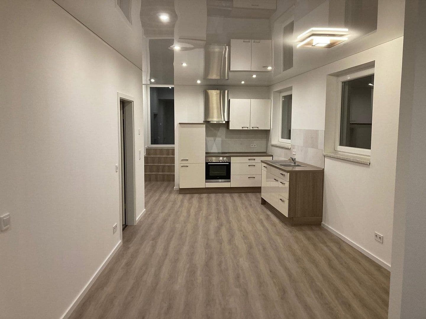 Prenájom nebytového priestoru 1.110 m², Siegen, Severné Porýnie - Westfálsko Prenájom nebytového priestoru 1.110 m², Siegen, Severné Porýnie - Westfálsko