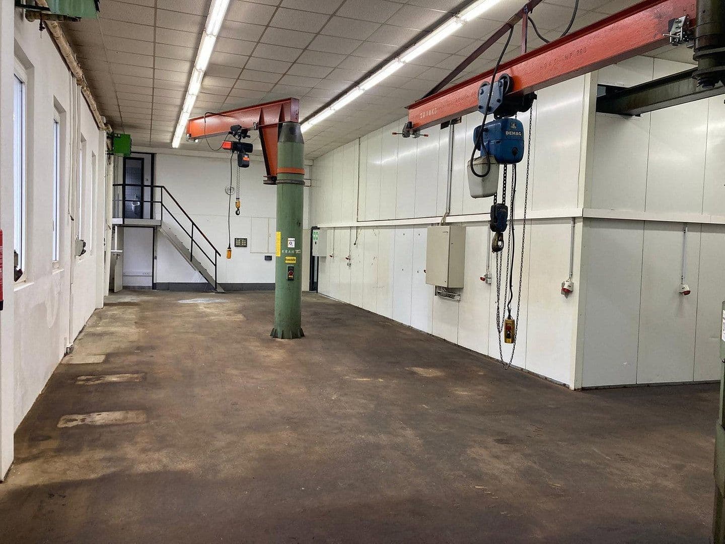 Prenájom nebytového priestoru 1.110 m², Siegen, Severné Porýnie - Westfálsko Prenájom nebytového priestoru 1.110 m², Siegen, Severné Porýnie - Westfálsko