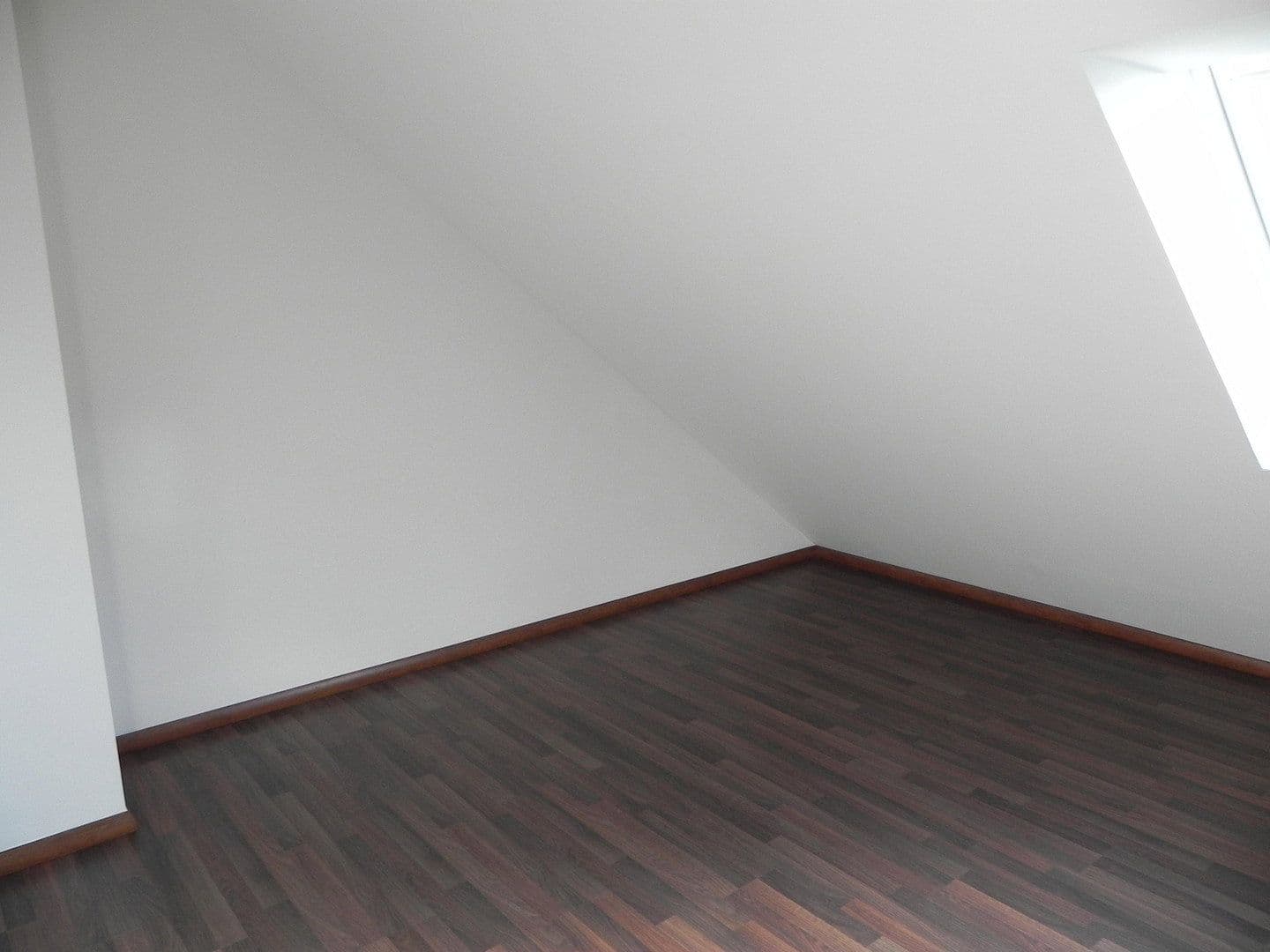 Predaj domu 142 m², pozemok 229 m², Germering, Bavorsko Predaj domu 142 m², pozemok 229 m², Germering, Bavorsko