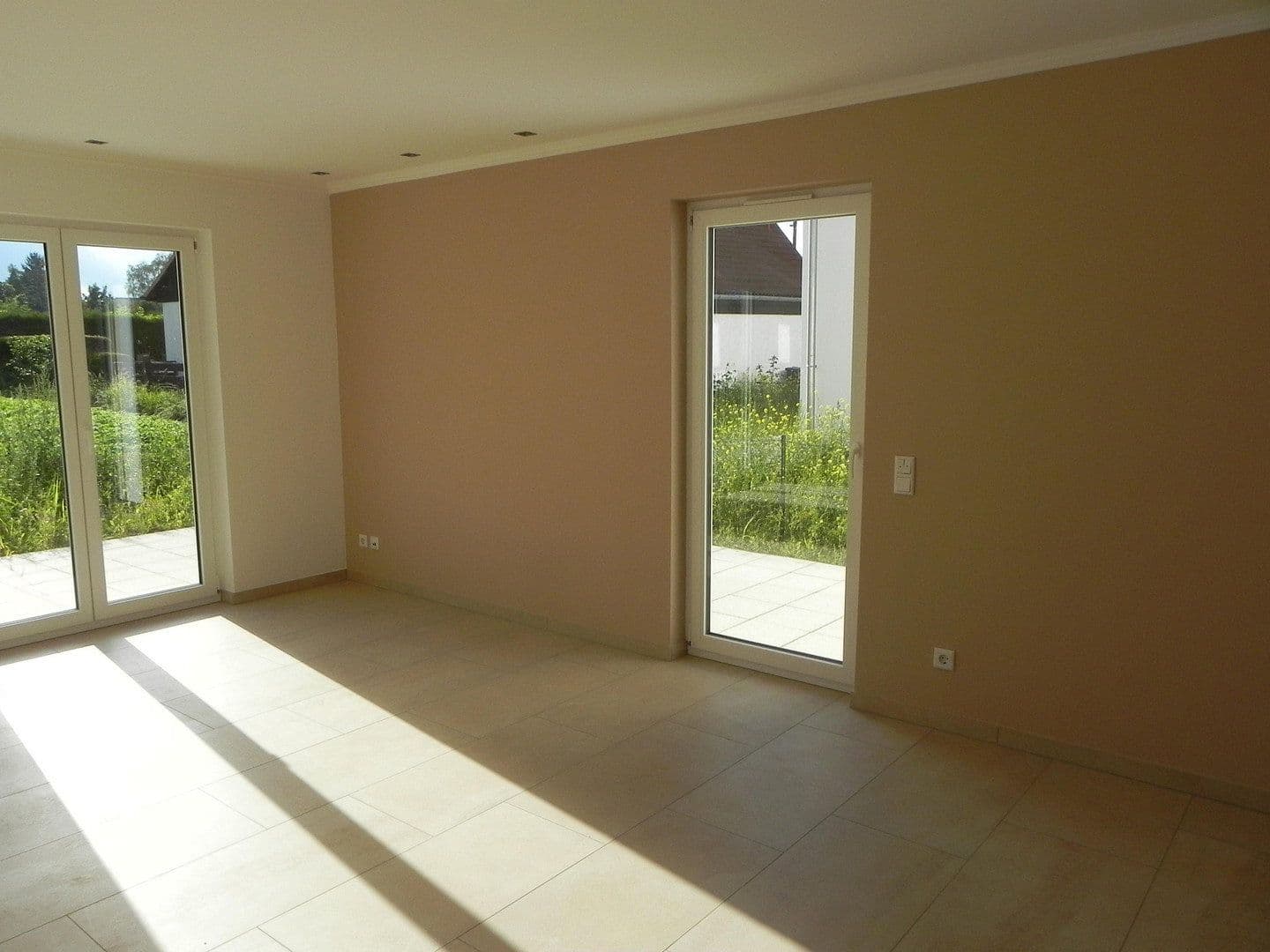 Predaj domu 142 m², pozemok 229 m², Germering, Bavorsko Predaj domu 142 m², pozemok 229 m², Germering, Bavorsko