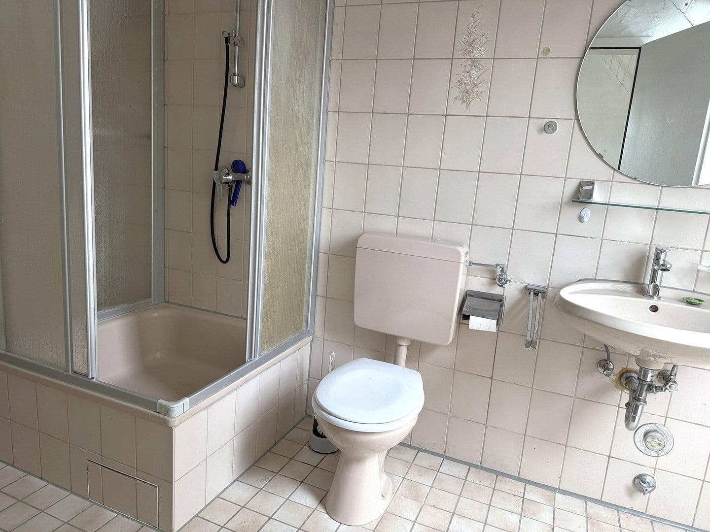 Prenájom bytu 1-izbový 43 m², Schafgasse 9, Öhringen, Bádensko-Wurttembersko Prenájom bytu 1-izbový 43 m², Schafgasse 9, Öhringen, Bádensko-Wurttembersko