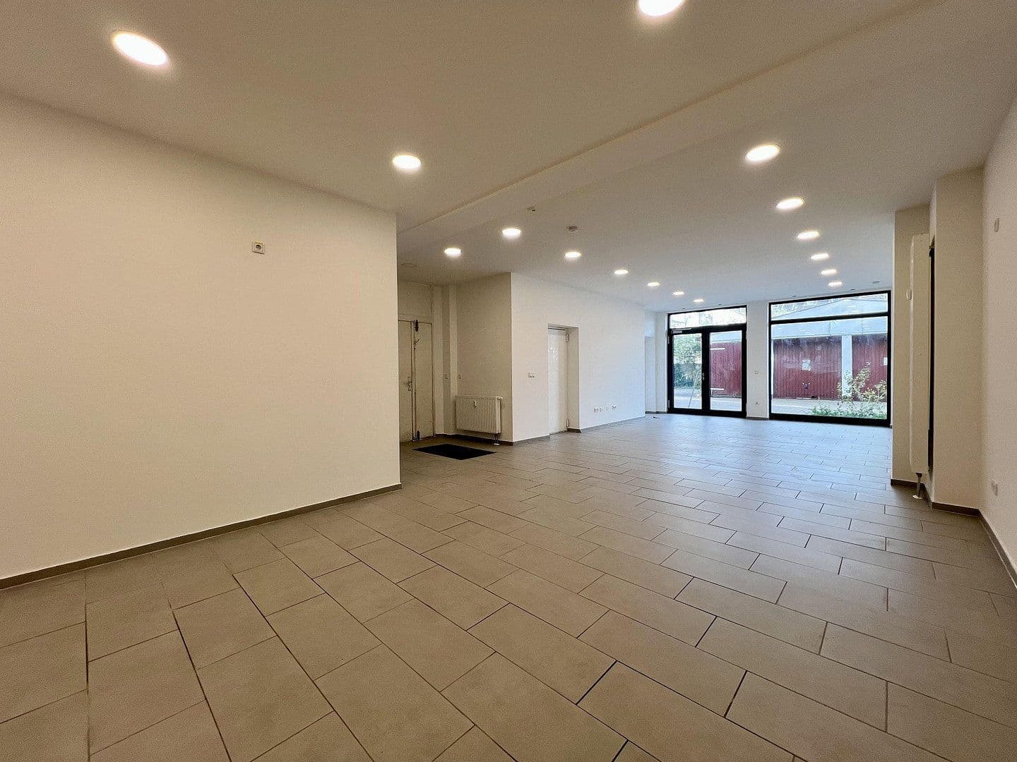 Prenájom nebytového priestoru 100 m², Doelenstraße 4-6, Wesel, Severné Porýnie - Westfálsko Prenájom nebytového priestoru 100 m², Doelenstraße 4-6, Wesel, Severné Porýnie - Westfálsko