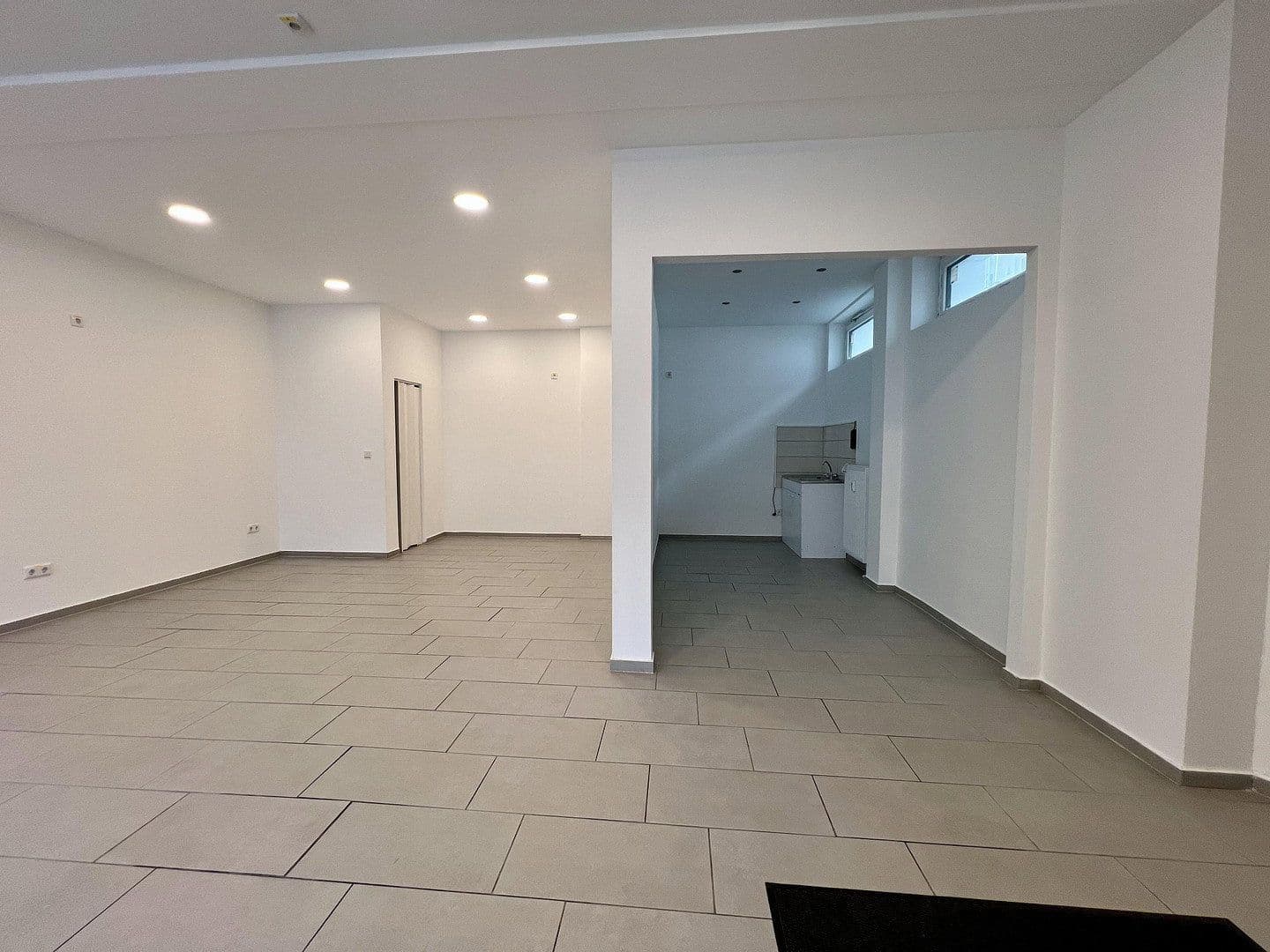 Prenájom nebytového priestoru 100 m², Doelenstraße 4-6, Wesel, Severné Porýnie - Westfálsko Prenájom nebytového priestoru 100 m², Doelenstraße 4-6, Wesel, Severné Porýnie - Westfálsko