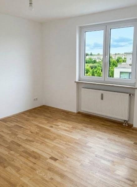 Predaj bytu 3-izbový 96 m², München, Bavorsko Predaj bytu 3-izbový 96 m², München, Bavorsko