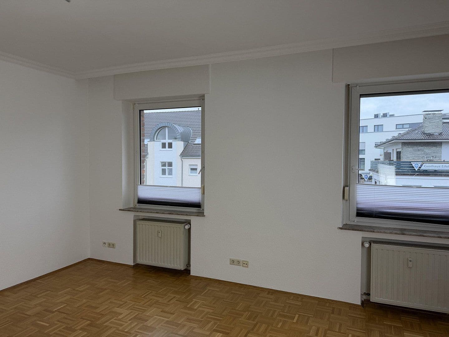 Prenájom bytu 3-izbový 83 m², Rheinbach, Severné Porýnie - Westfálsko Prenájom bytu 3-izbový 83 m², Rheinbach, Severné Porýnie - Westfálsko