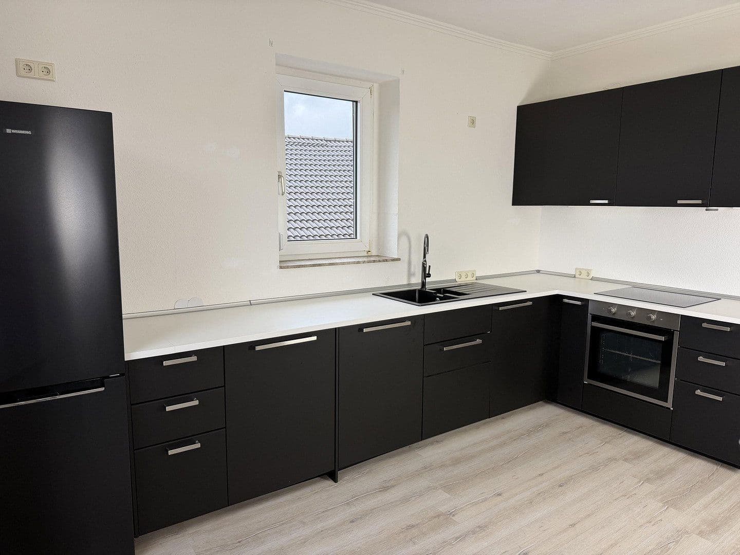 Prenájom bytu 3-izbový 83 m², Rheinbach, Severné Porýnie - Westfálsko Prenájom bytu 3-izbový 83 m², Rheinbach, Severné Porýnie - Westfálsko