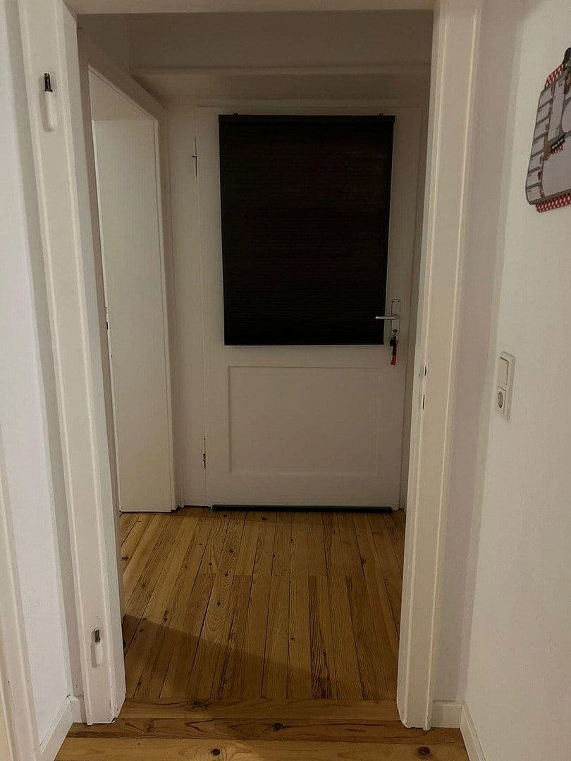 Prenájom bytu 1-izbový 46 m², Saarbrücken, Sársko Prenájom bytu 1-izbový 46 m², Saarbrücken, Sársko