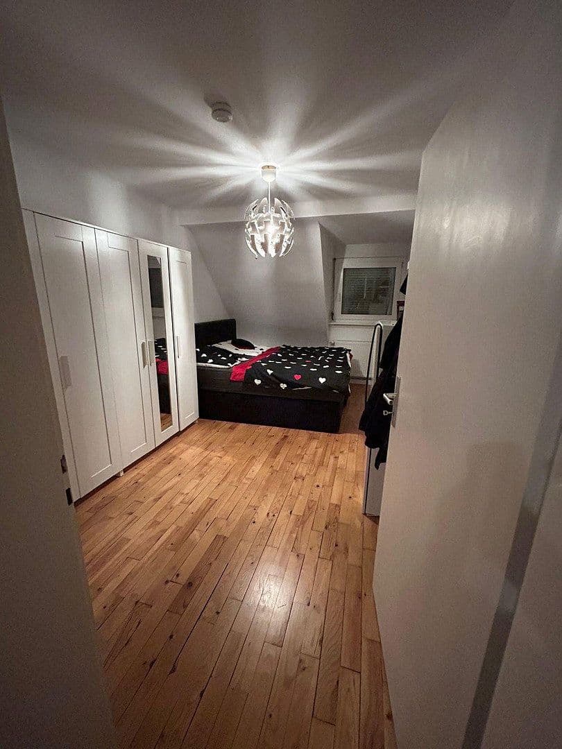 Prenájom bytu 1-izbový 46 m², Saarbrücken, Sársko Prenájom bytu 1-izbový 46 m², Saarbrücken, Sársko