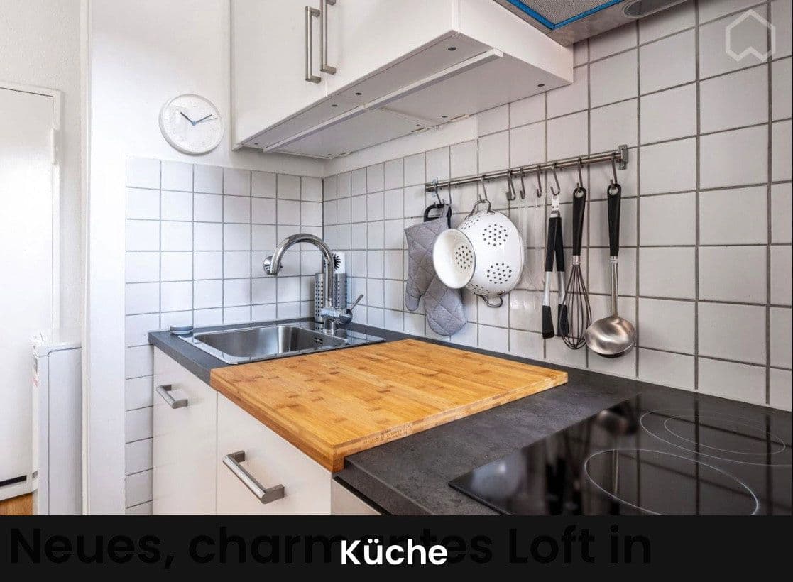 Prenájom bytu 1-izbový 39 m², Franklinstraße 16, Berlin, Berlín Prenájom bytu 1-izbový 39 m², Franklinstraße 16, Berlin, Berlín