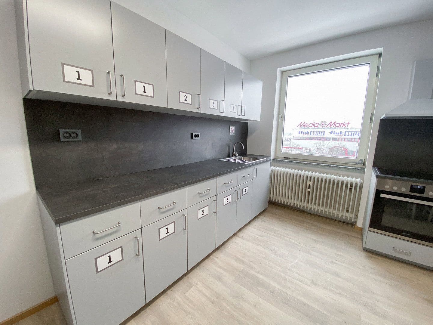 Prenájom bytu 25 m², Neben dem Mühlweg 10, Bischofsheim, Hesensko Prenájom bytu 25 m², Neben dem Mühlweg 10, Bischofsheim, Hesensko