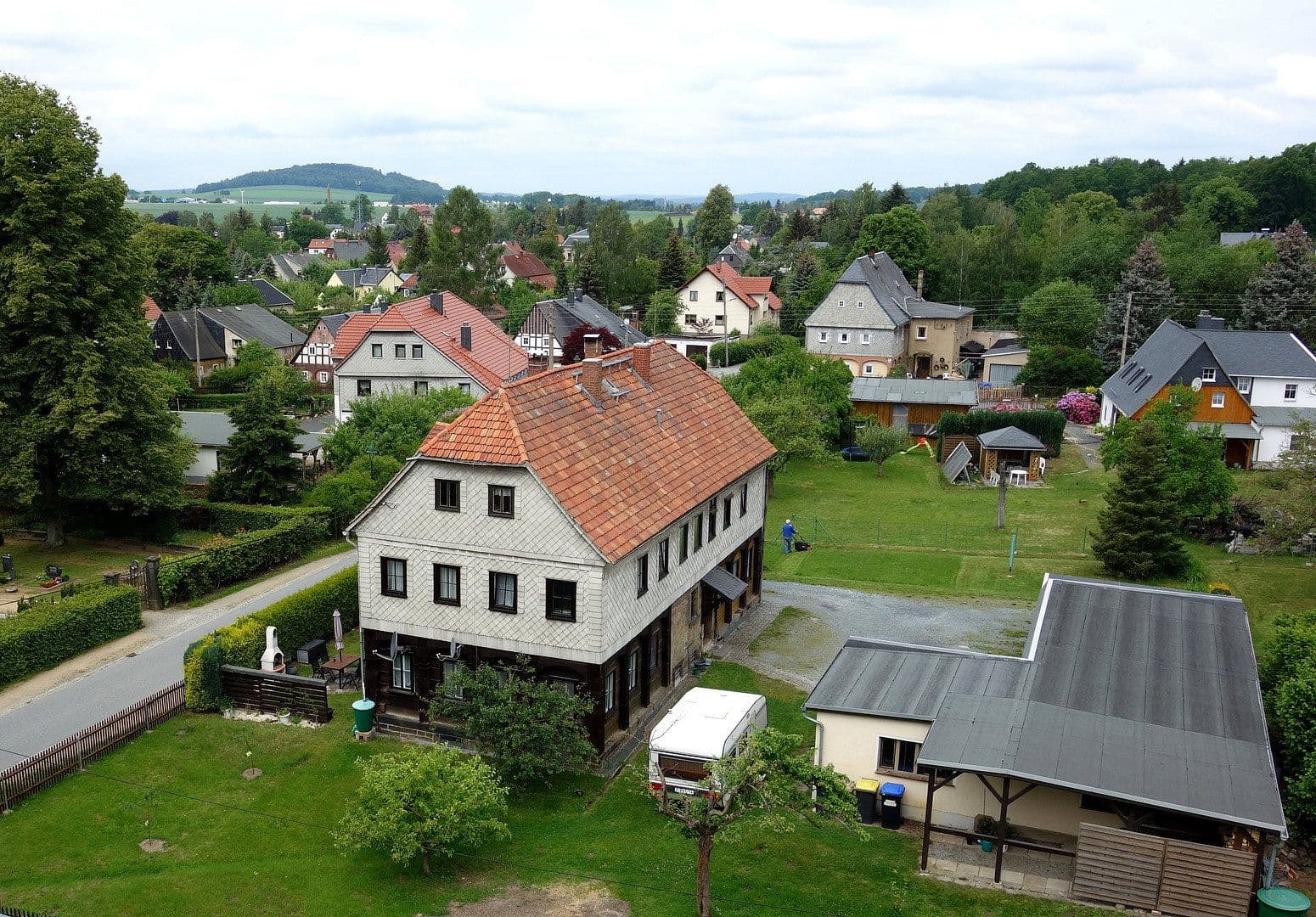 Predaj domu 625 m², pozemok 2.035 m², Kottmar, Sasko Predaj domu 625 m², pozemok 2.035 m², Kottmar, Sasko