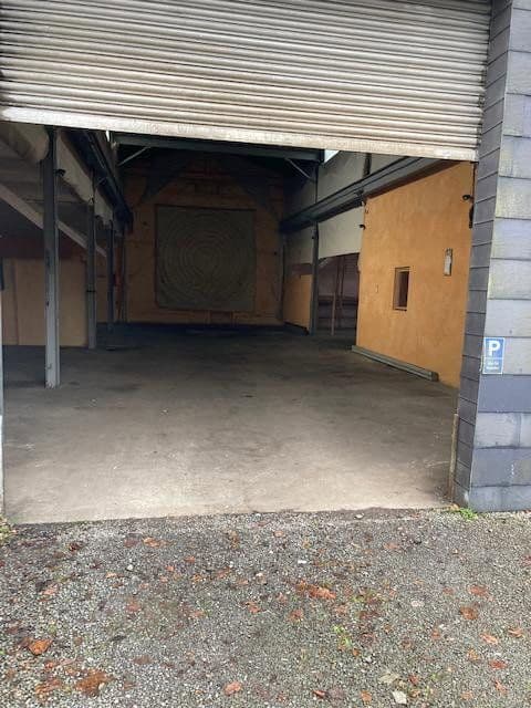 Prenájom nebytového priestoru 372 m², Reinshagener Str., Remscheid, Severné Porýnie - Westfálsko Prenájom nebytového priestoru 372 m², Reinshagener Str., Remscheid, Severné Porýnie - Westfálsko