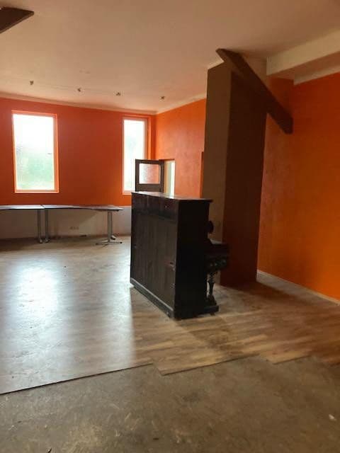 Prenájom nebytového priestoru 372 m², Reinshagener Str., Remscheid, Severné Porýnie - Westfálsko Prenájom nebytového priestoru 372 m², Reinshagener Str., Remscheid, Severné Porýnie - Westfálsko