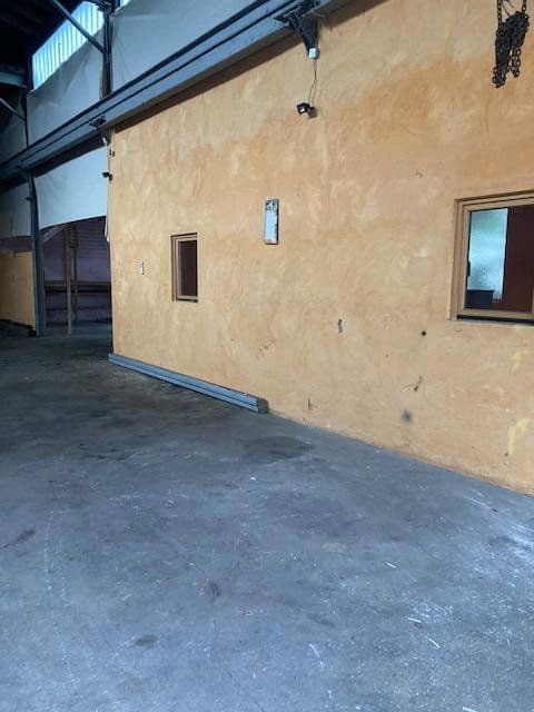 Prenájom nebytového priestoru 372 m², Reinshagener Str., Remscheid, Severné Porýnie - Westfálsko Prenájom nebytového priestoru 372 m², Reinshagener Str., Remscheid, Severné Porýnie - Westfálsko