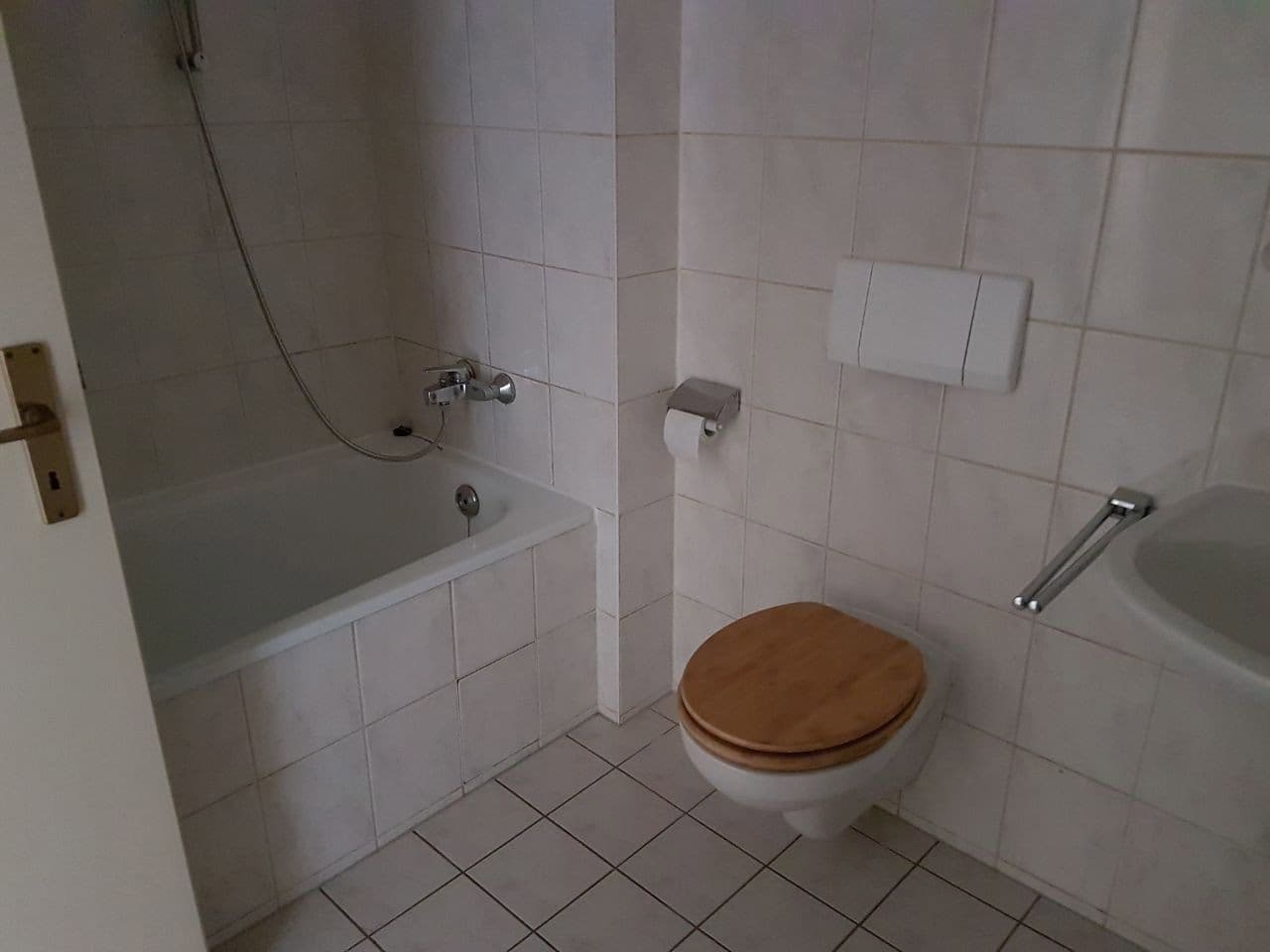 Prenájom bytu 1-izbový 58 m², Georg-Schumann-Str. 385, Leipzig, Sasko Prenájom bytu 1-izbový 58 m², Georg-Schumann-Str. 385, Leipzig, Sasko