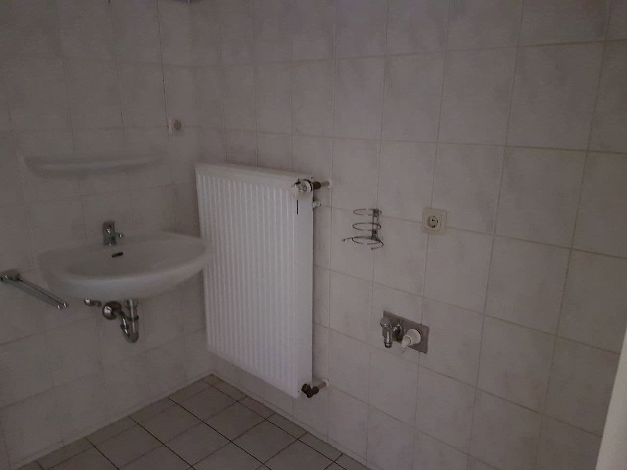Prenájom bytu 1-izbový 58 m², Georg-Schumann-Str. 385, Leipzig, Sasko Prenájom bytu 1-izbový 58 m², Georg-Schumann-Str. 385, Leipzig, Sasko