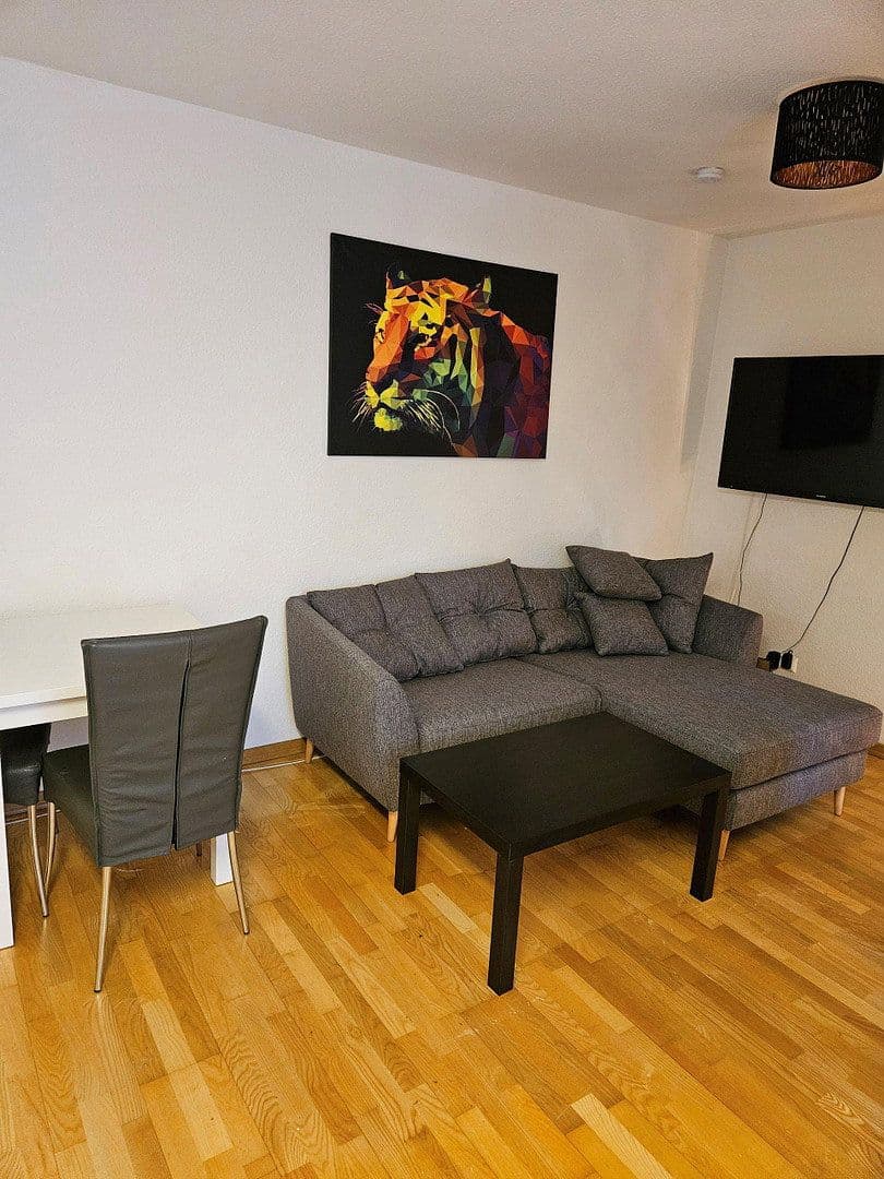 Prenájom bytu 3-izbový 62 m², Frankfurt am Main, Hesensko Prenájom bytu 3-izbový 62 m², Frankfurt am Main, Hesensko