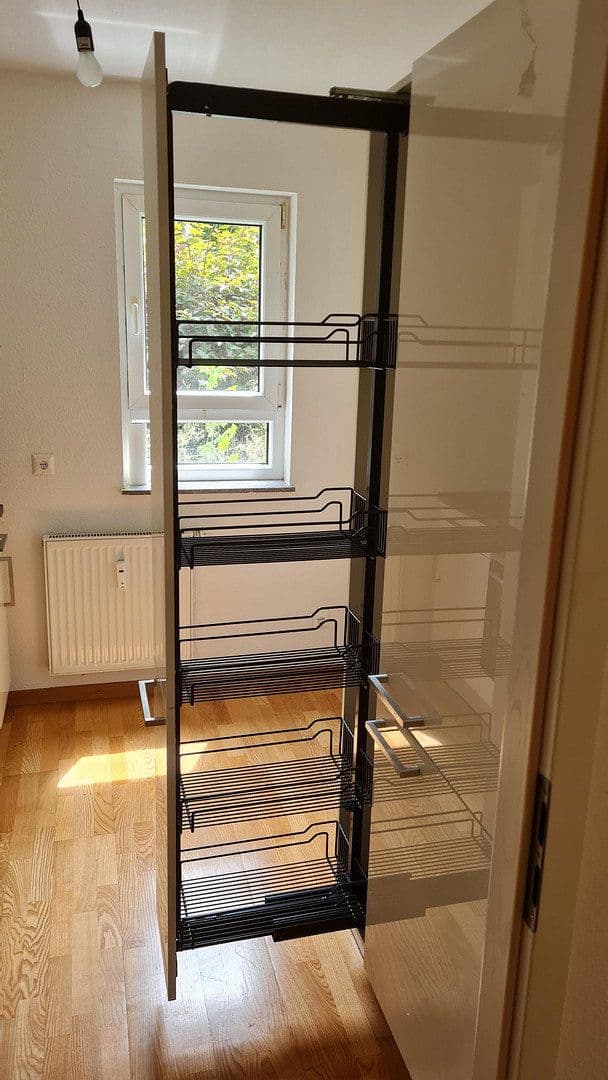 Prenájom bytu 3-izbový 62 m², Frankfurt am Main, Hesensko Prenájom bytu 3-izbový 62 m², Frankfurt am Main, Hesensko