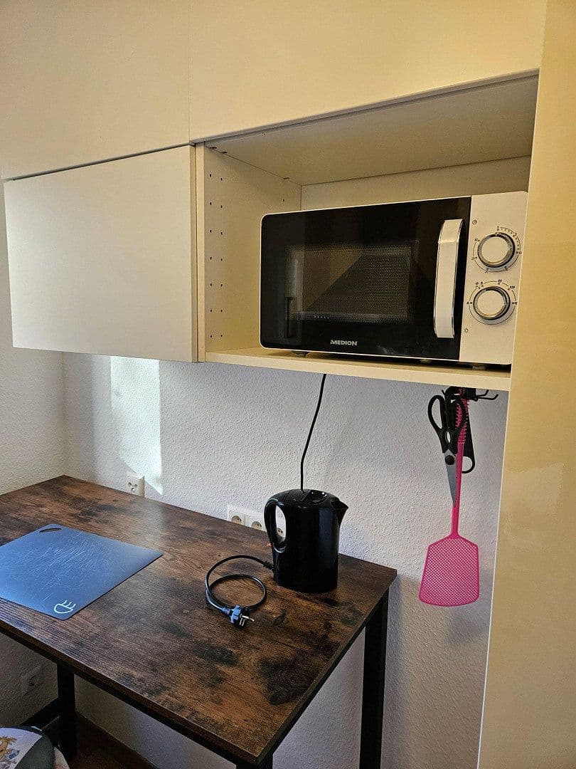 Prenájom bytu 3-izbový 62 m², Frankfurt am Main, Hesensko Prenájom bytu 3-izbový 62 m², Frankfurt am Main, Hesensko