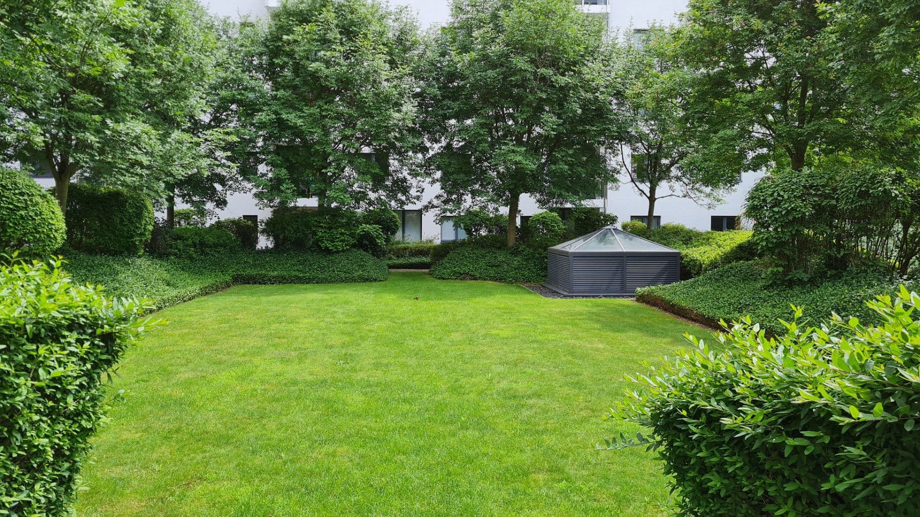 Prenájom bytu 3-izbový 62 m², Frankfurt am Main, Hesensko Prenájom bytu 3-izbový 62 m², Frankfurt am Main, Hesensko