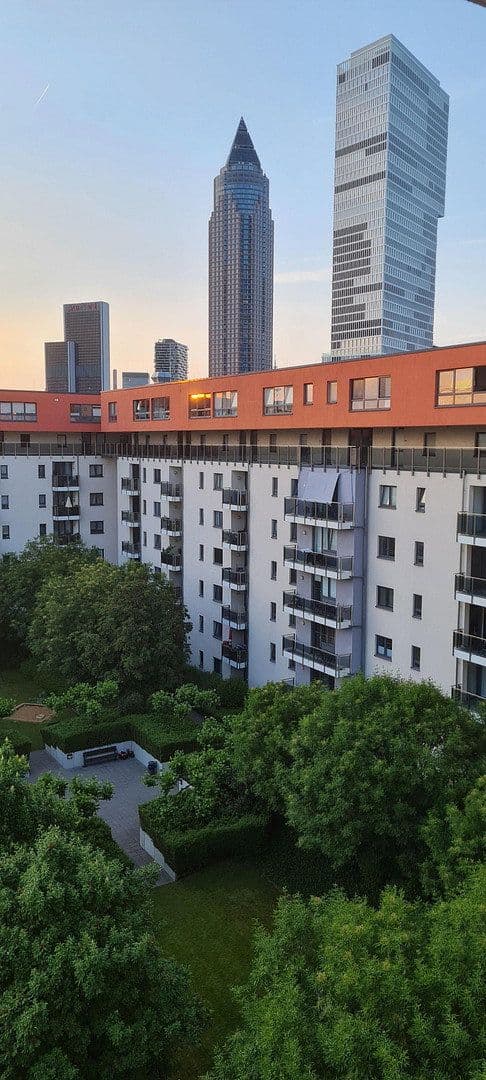Prenájom bytu 3-izbový 62 m², Frankfurt am Main, Hesensko Prenájom bytu 3-izbový 62 m², Frankfurt am Main, Hesensko